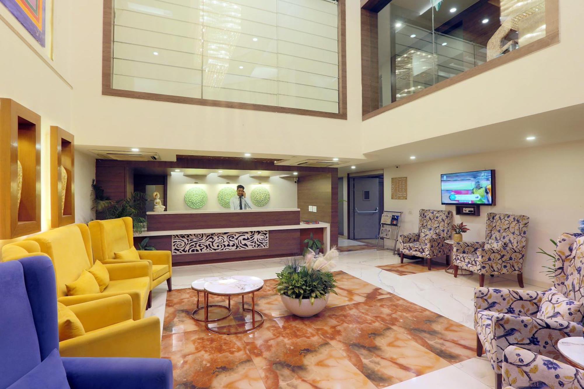 Hotel Oxmo Delhi Airport With Free Airport Transsfer New Delhi Exterior photo